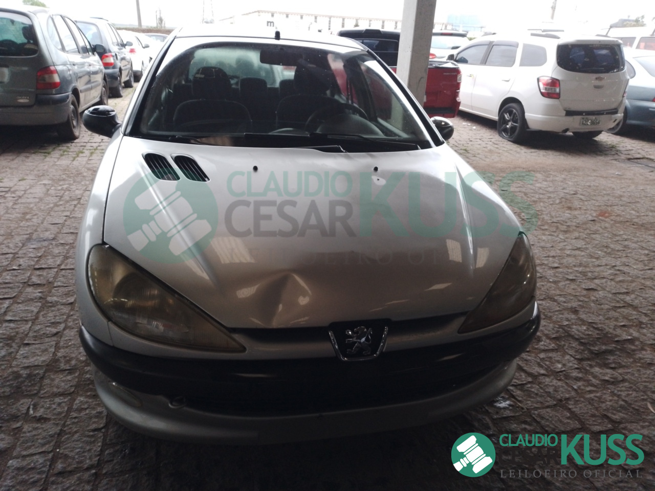 LOTE 06 PEUGEOT/206 PASSION GASOLINA 2001/2001 